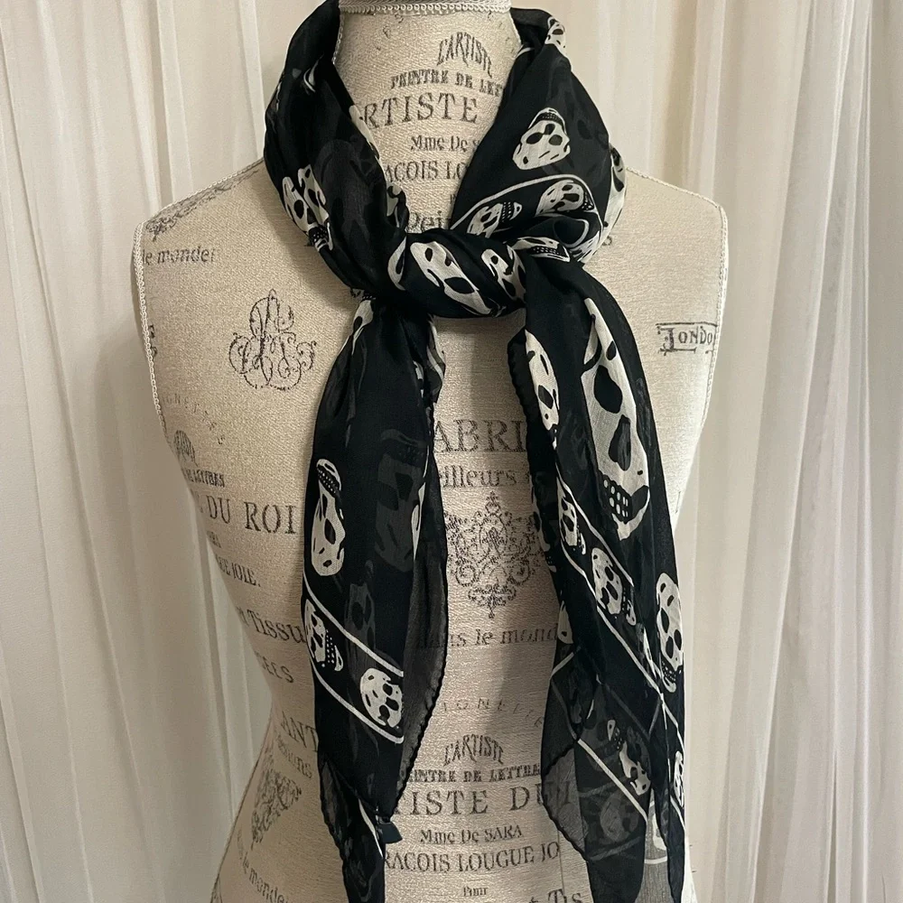ALEXANDER MCQUEEN 　マフラー　 flexwitme Alexander McQueen | Accessories | Alexander Mcqueen Skull Silk